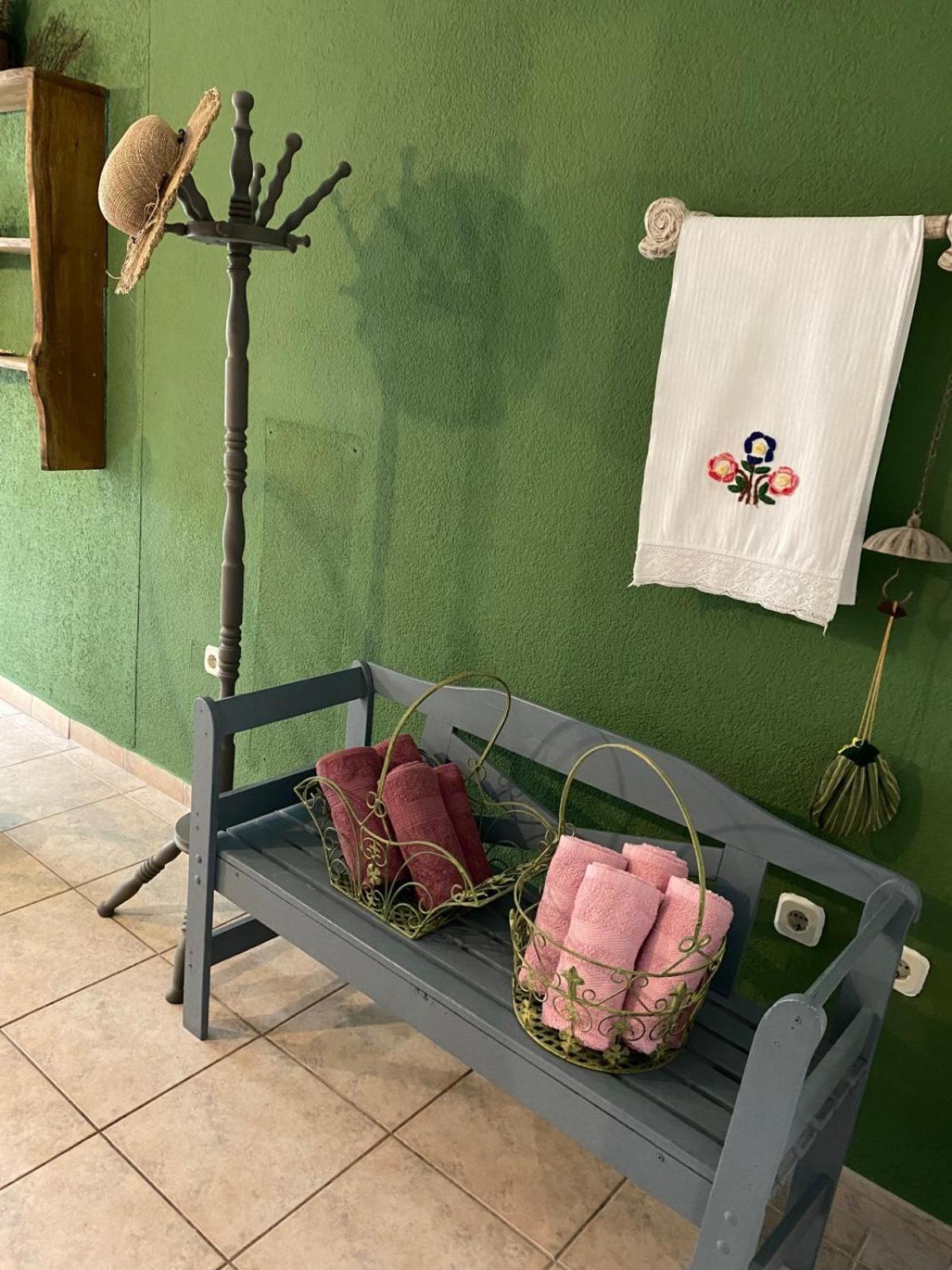 Apartma Senka *